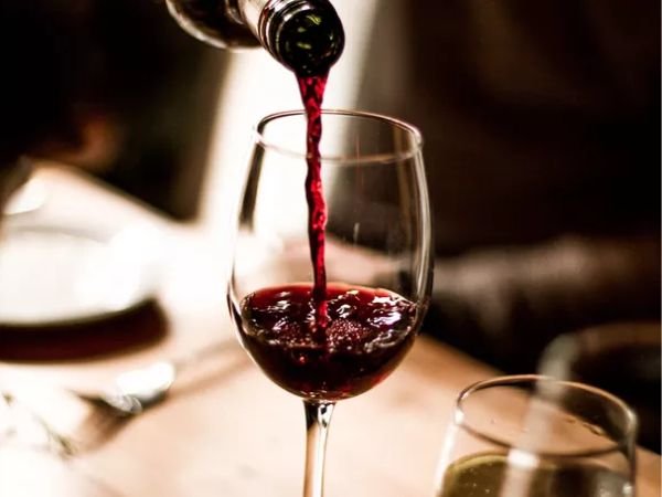 Saiba Como Escolher o Vinho Certo para Harmonizar Seus Pratos